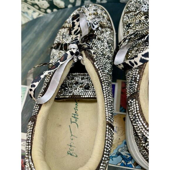Betsey Johnson Sz 8 Silver Rhinestones Leopard Print Low Top platform Sneakers - Picture 10 of 12